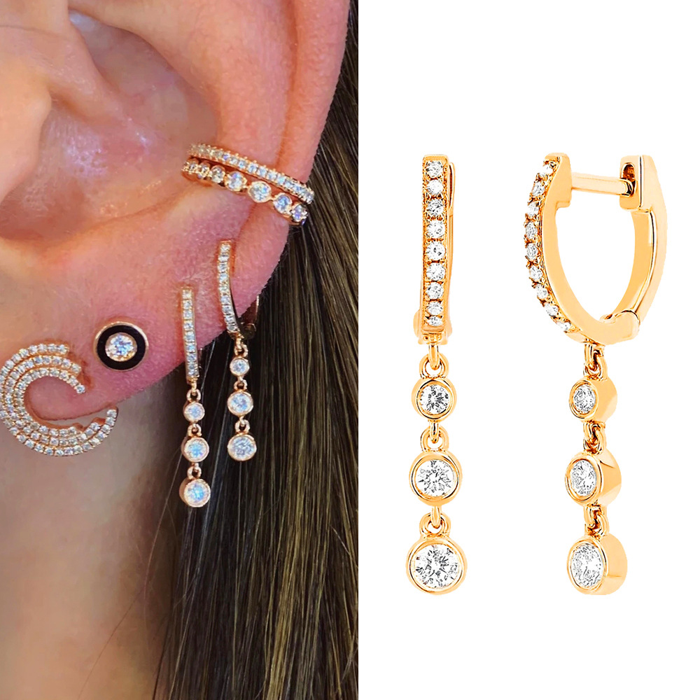 Earrings with tassels with zircon