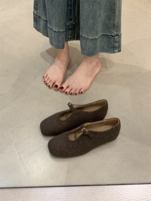 平底复古方头浅口单鞋女2025新款春季法式仙女洋气百搭温柔小皮鞋|undefined