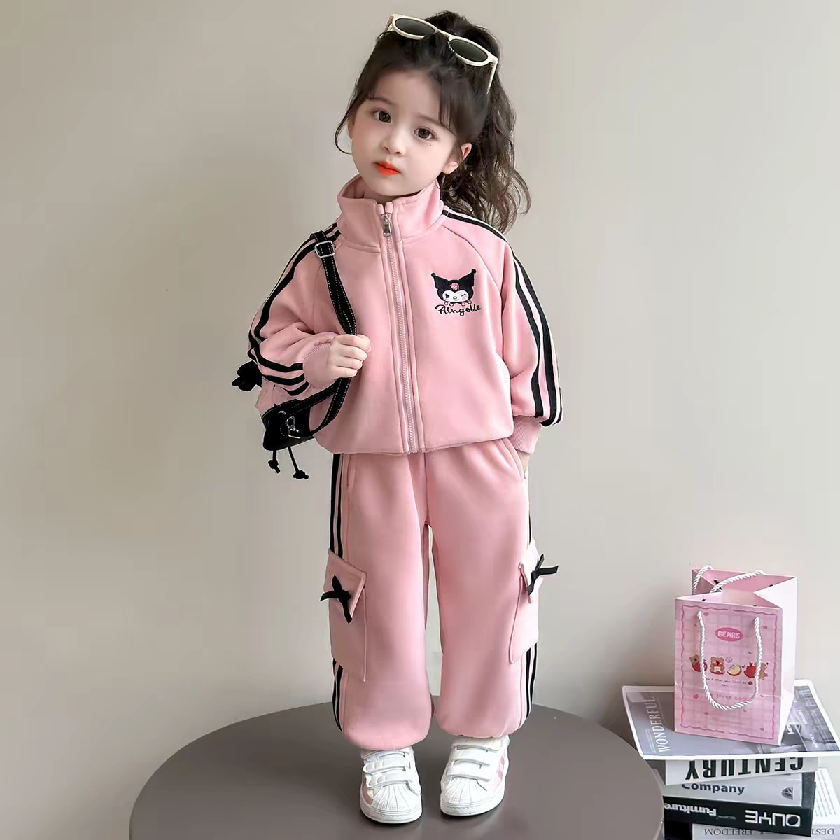 Girls' autumn sportswear set: baby cartoon casual zip-up jacket, children's sweatshirt and sweatpants, Korean-style two-piece set