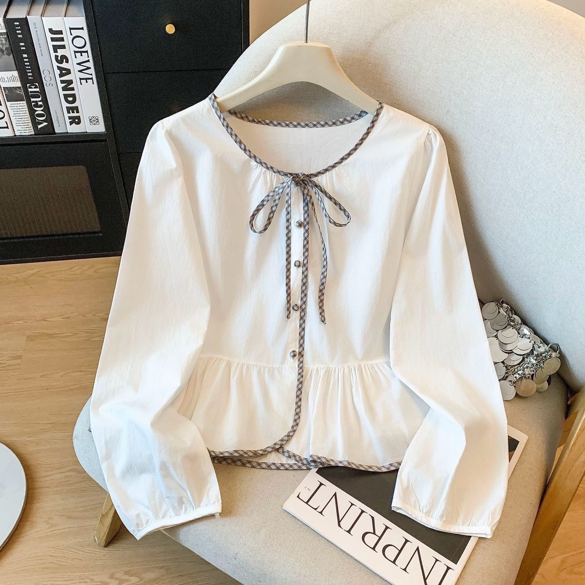 Spring design shirt with bow