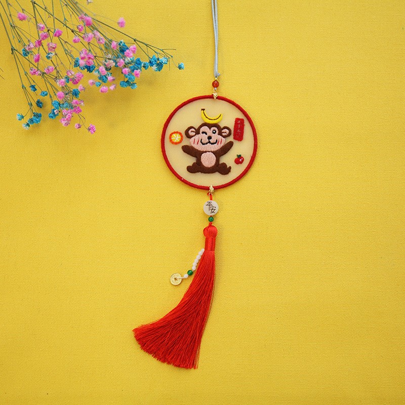 Hilo transparente hecho a mano colgante de doble cara bordado DIY paquete de material bolsita Lu Bordado estilo antiguo bolsita de punto de cruz adornos de coches