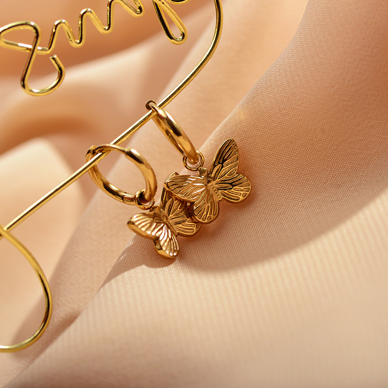 Retro Heart Shape Butterfly Copper Drop Earrings 1 Pair