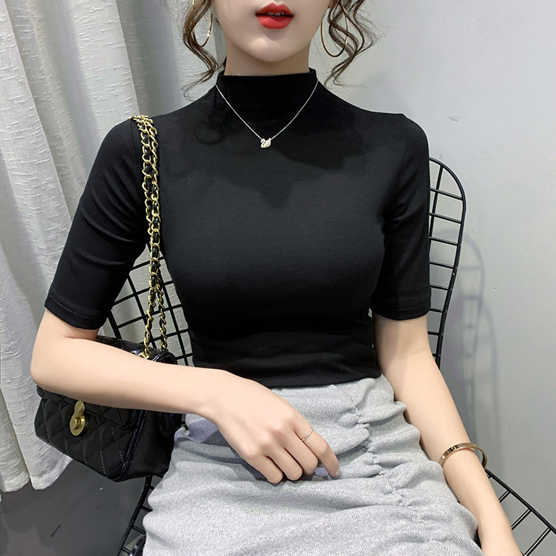 검은색
