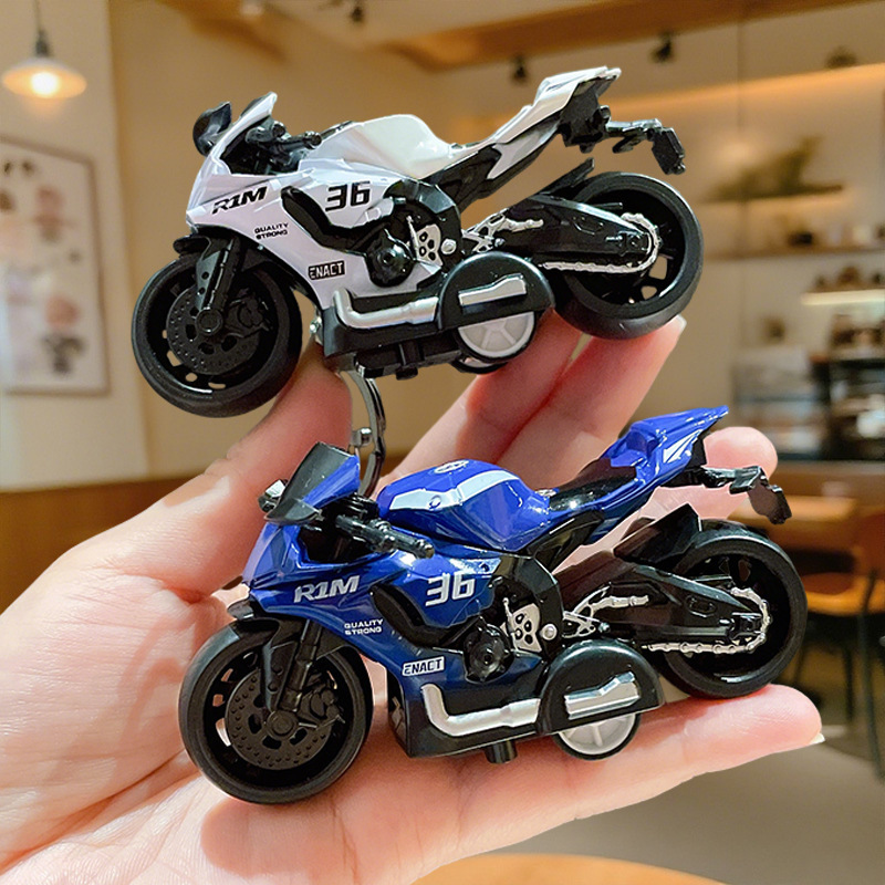 Creative Cartoon No. 36 Heavy-Duty Locomotive Pendant Keychain Doll Machine Figurine Children's Backpack Decoration Gift Wholesale