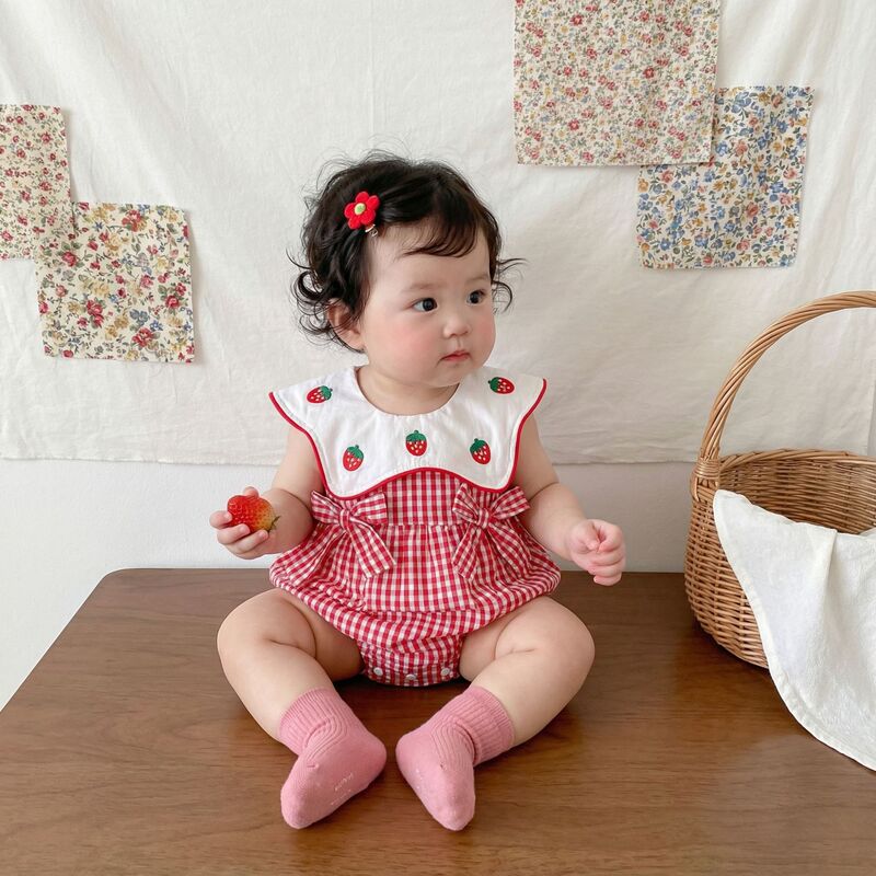 Korean Style Infant Summer New Red Plaid Strawberry Collar Thin Embroidered Lace Cotton Triangle Romper for Baby Girls