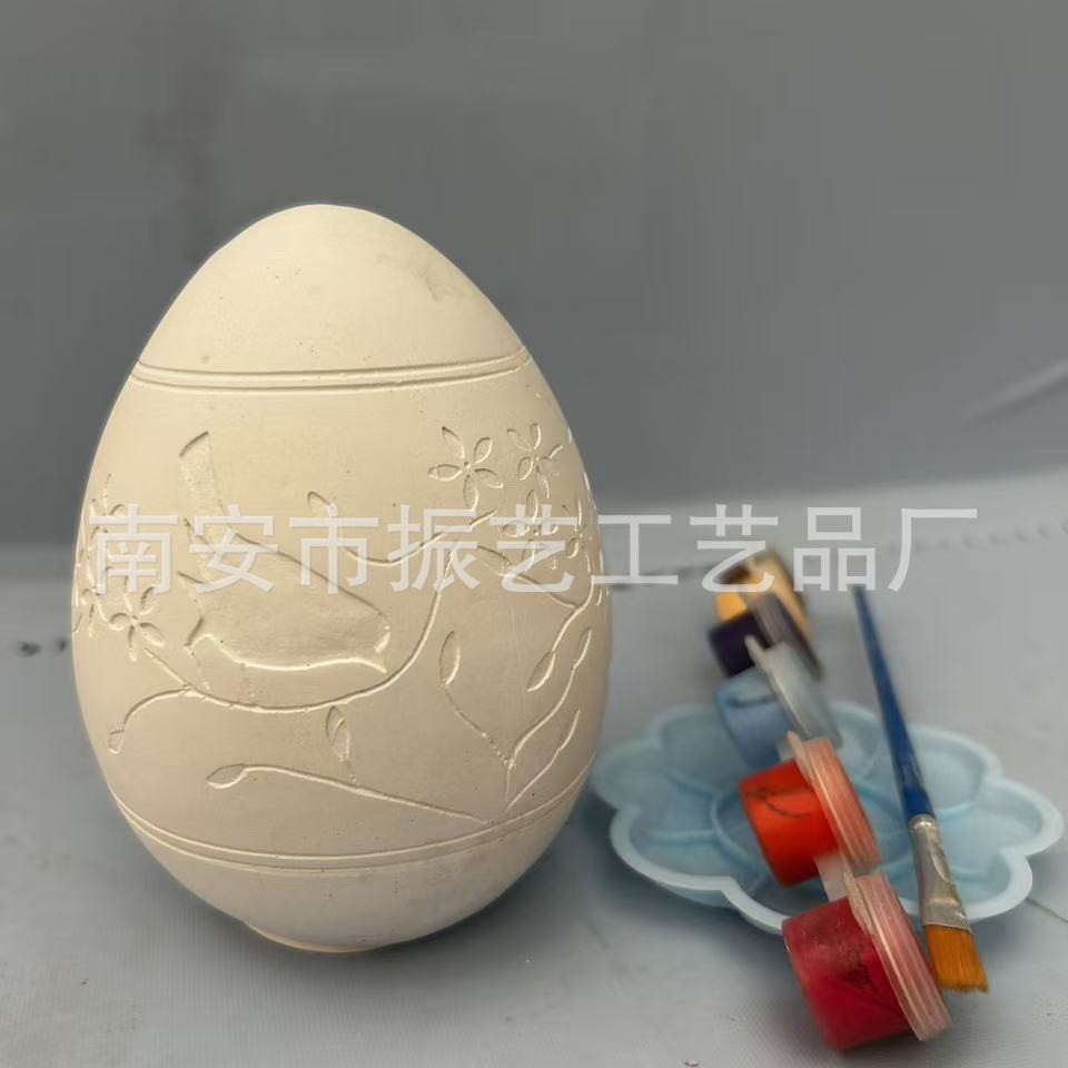 ����ڴ�ʵ�ʯ�๤�յ���ɫ����ģ�Ͱڼ��ط���ɫ����ʯ�๤��Ʒ