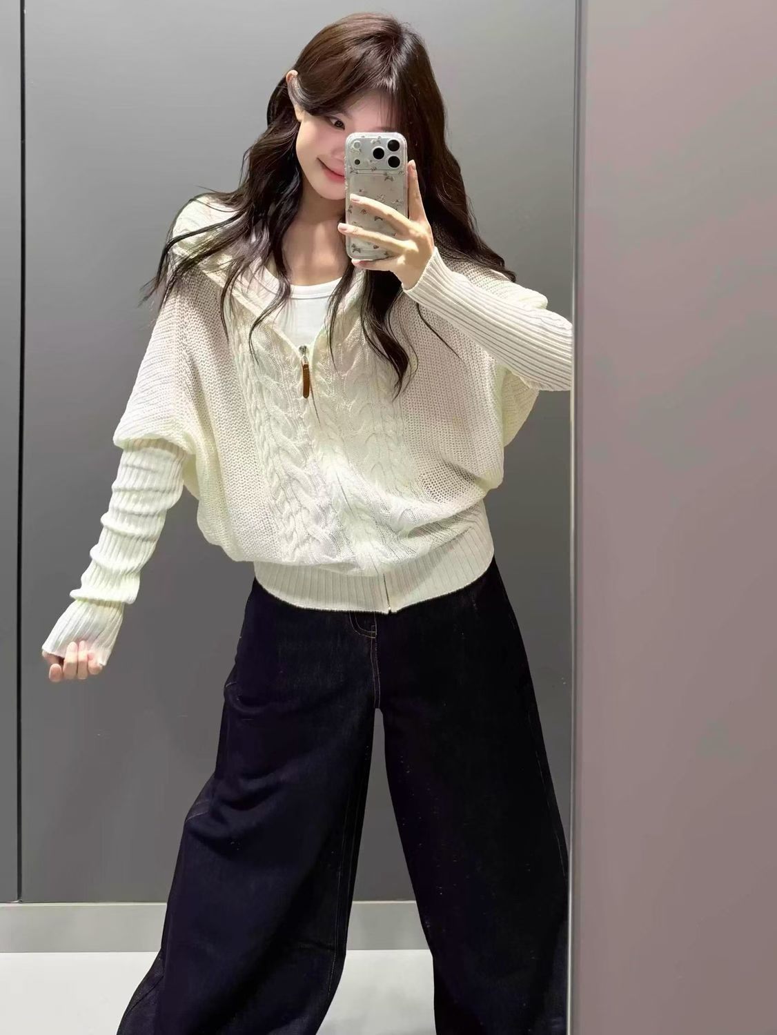 Spring cardigan with hood with zipper