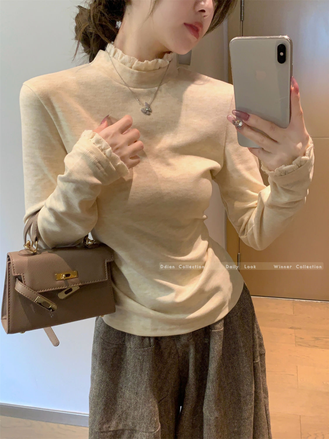 韩系ins正肩半高领蕾丝边长袖t恤女设计感洋气显瘦纯欲打底衫上衣