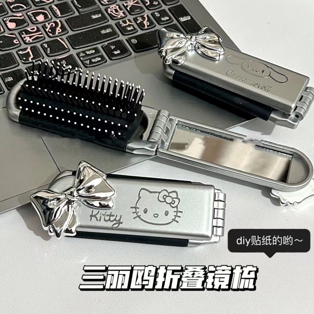 Nuevo dibujos animados Sanrio portátil plegable airbag peine gatito gato portátil espejo cosmético de doble uso integrado espejo peine