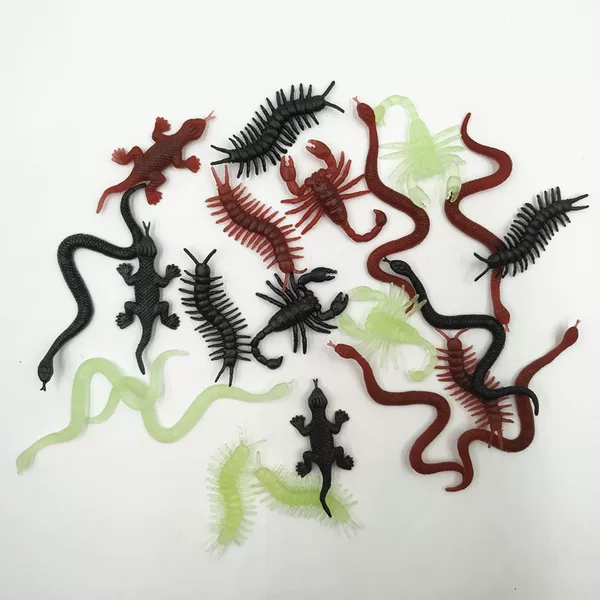 Pvc Small Snake, Scorpion, Centipede, Lizard Halloween Decoration Props Mini Reptile Scare Prank Model