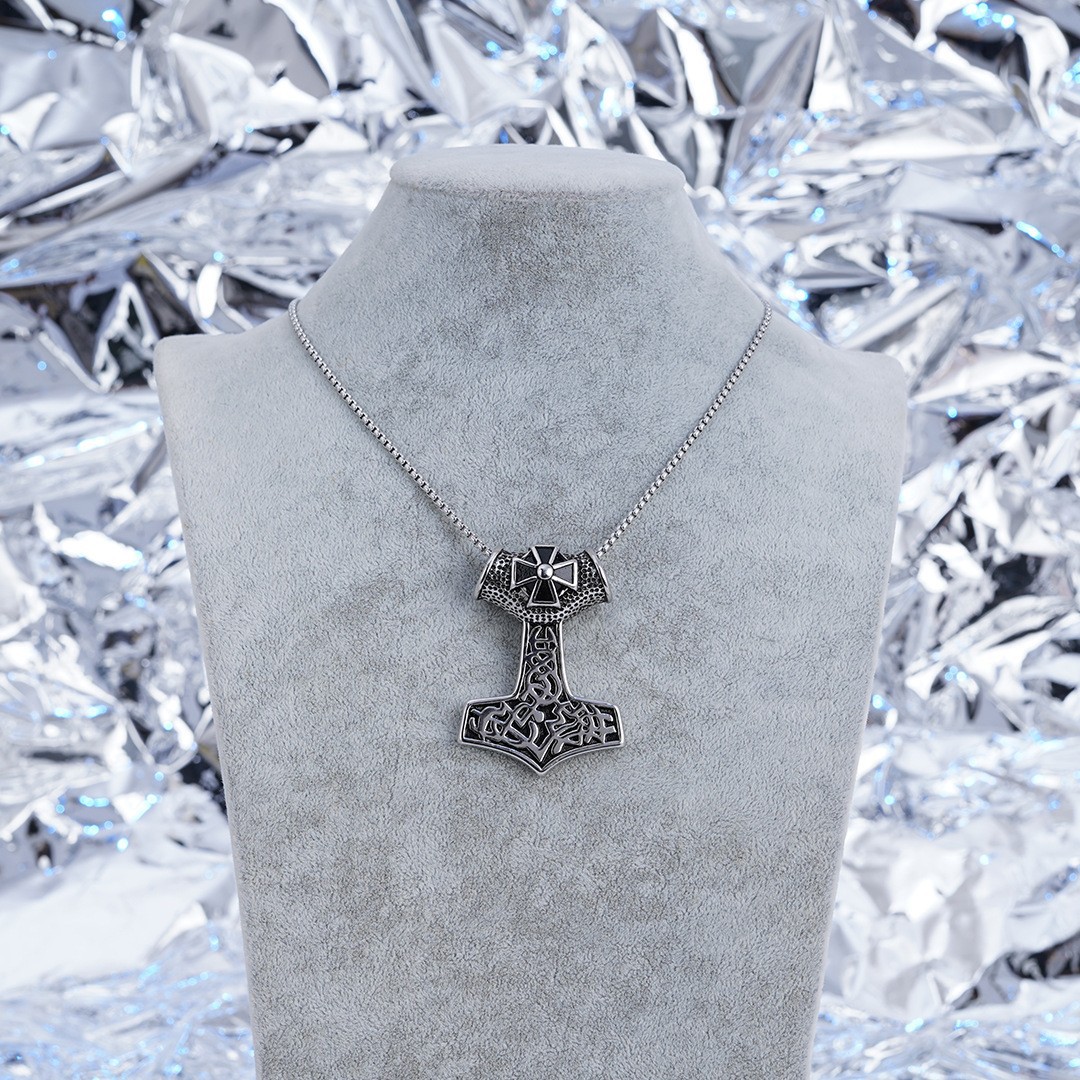 Ensemble de colliers en acier et titane, pendentif en croix de hache de pirate Viking en acier inoxydable, diffusion en direct_voghion.com