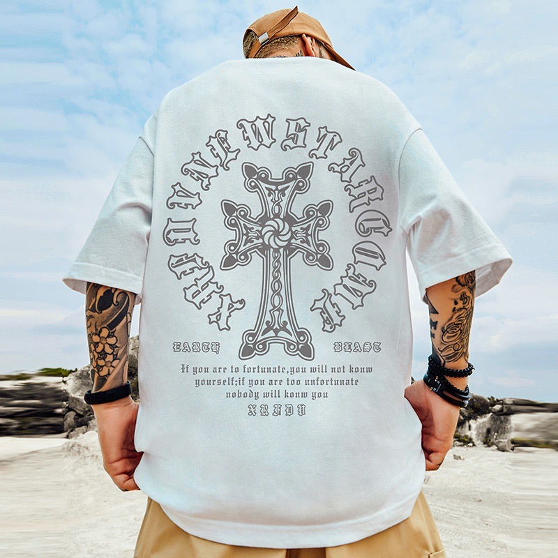 Camiseta de manga corta impresa cuello redondo de los hombres camiseta europea y americana suelta de gran tamaño versátil hip hop Top casual de los hombres