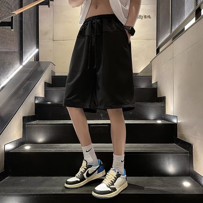 Marca de moda ins pantalones cortos casuales de verano para hombres estilo caliente holgado tendencia casual ropa exterior pantalones de cinco puntos de estilo coreano de todo fósforo