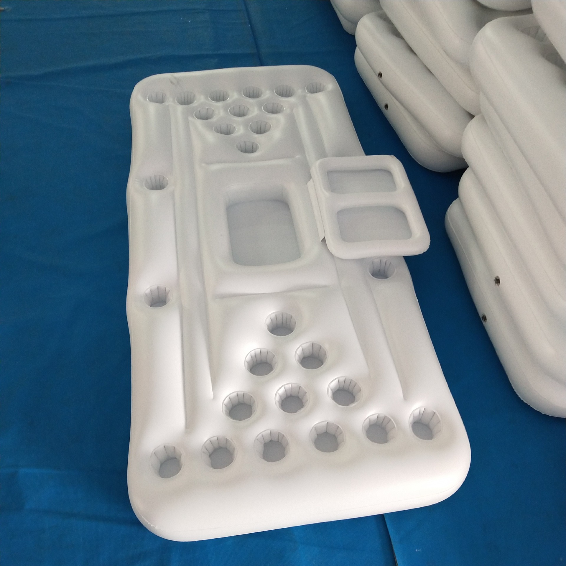 Amazon Inflatable Water Floating Beer Table with 28-Hole Ping Pong Game Table