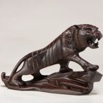 花梨实木雕刻老虎摆件木头根雕上山虎百兽创意家居装饰工艺品