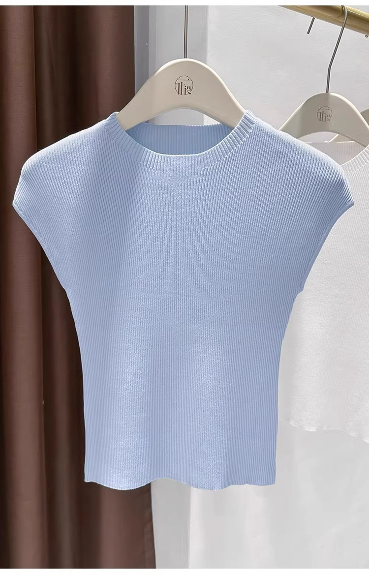Women's Slim-Fit Short Sleeve Top Ice Silk Cropped Tee Soft Stretchy Casual Shirt for Summer with Flutter Sleeves_ecoleips.com