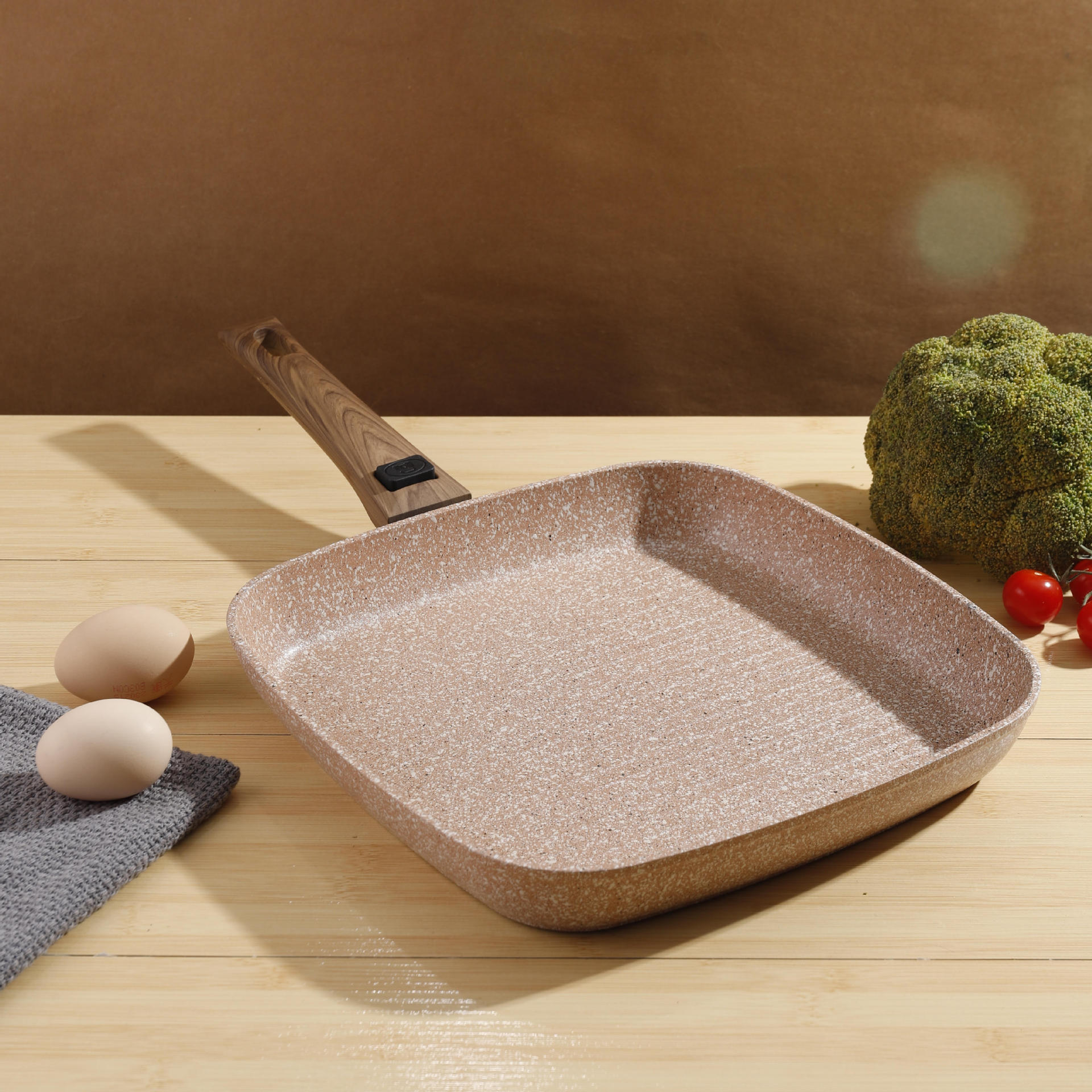 Yipin hongde maifan piedra sartén antiadherente hogar desayuno pan huevo filete sartén fábrica al por mayor