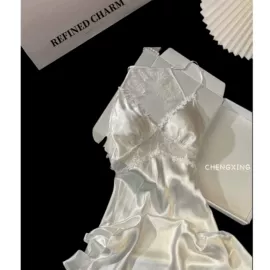 女士家居服;睡裙;男士家居服