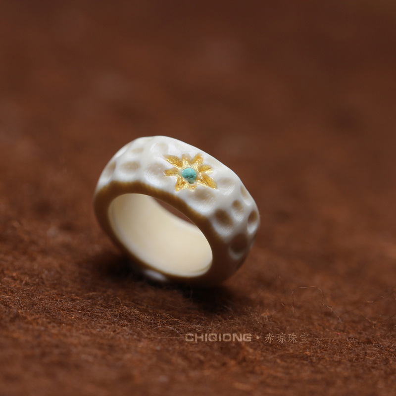 Natural Mammoth Ivory Meteorite Running Ring Sun Carving Piece Wenwan Bracelet Pendant Buddha Beads diy Small Accessories Natural Mammoth Ivory Meteorite Running Ring Sun Carving Piece Wenwan Bracelet Pendant Buddha Beads diy Small Accessories