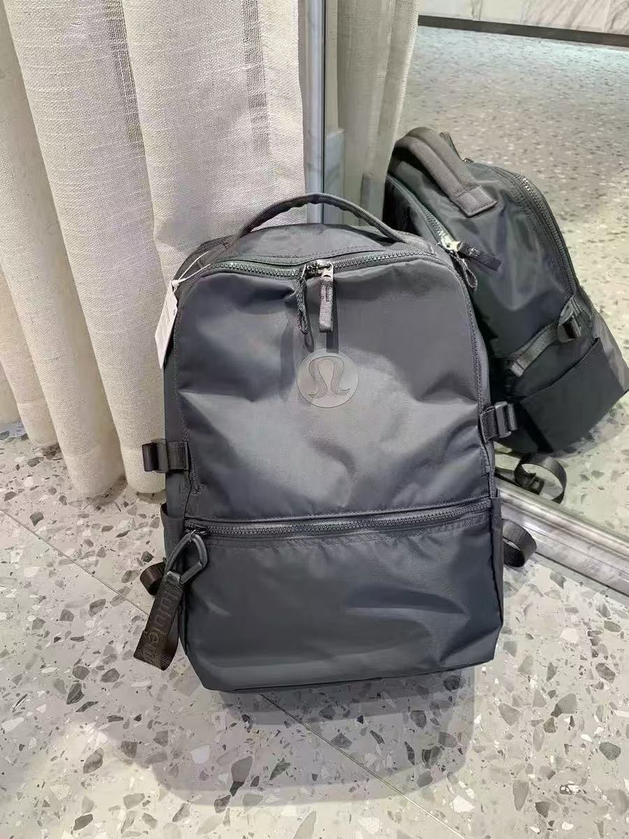 Smoke gray logo high version