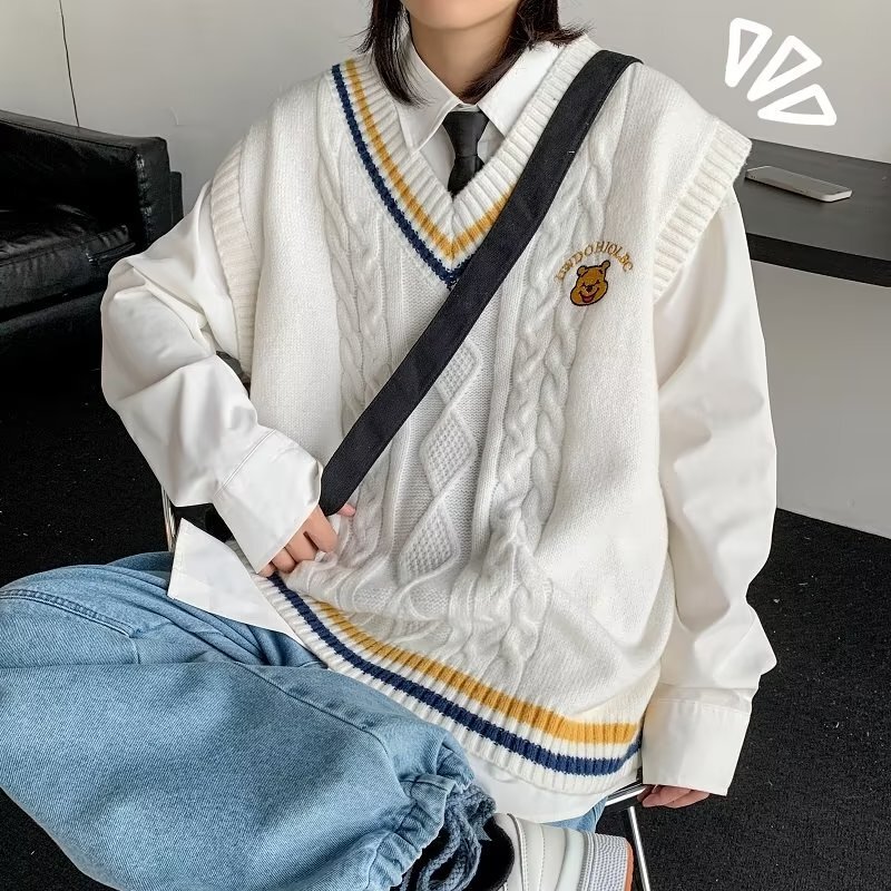 2024 autumn and winter new sweater vest men's ins loose Japanese sweater suit vest trendy sweater