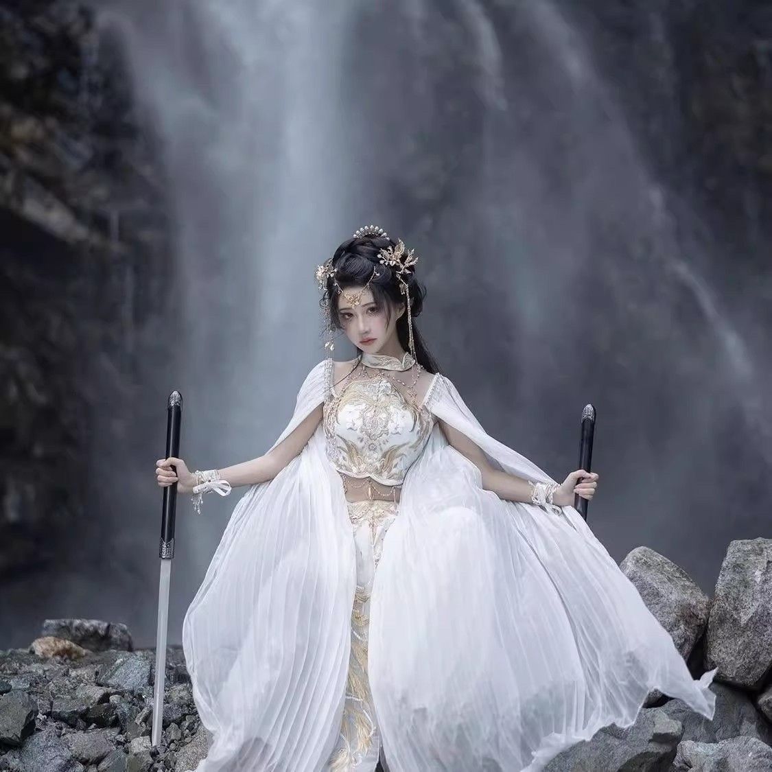 흰 망토 한 켤레