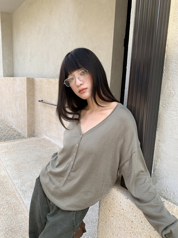 誉一新款2025秋季慵懒风V领针织衫女ins宽松百搭长袖上衣女cm1047|undefined