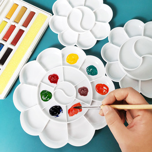 Pigment Box Plum Blossom Shaped Watercolor Palette Gouache Paint Palette Chinese Painting Acrylic Painting Palette Kidsren's Art Palette