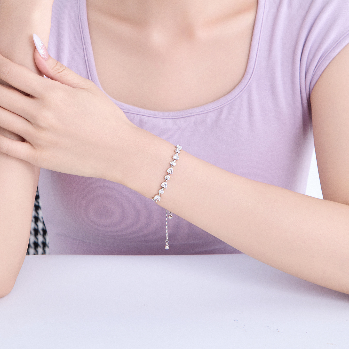 Pulsera Ajustable de Corazón de Aleación de Cobre para Mujer