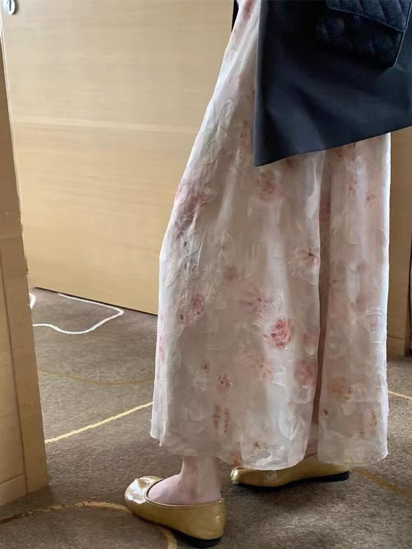 超美しい独特の美しいピンクの花の長いスカートの子供の夏2025の新型は今年流行して爆発します。|undefined
