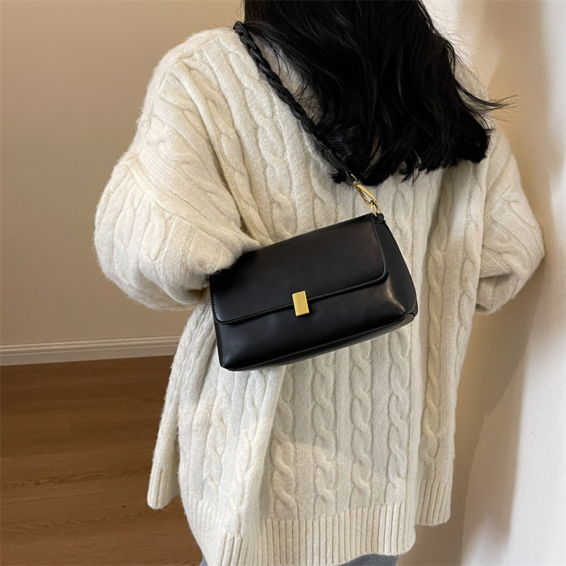 Cross-Border New Niche Autumn Women's Bag French Light Luxury Retro Underarm Bag Braided Shoulder Strap Small Square Crossbody Bag - Thumbnail 3