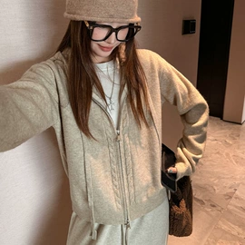 女式T恤;吊带背心;女式打底衫