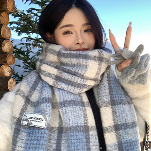Korean-Style Atmospheric Blue Plaid Scarf for Women, Autumn and Winter 2025 New Model, High-End Feel, Thickened and Warm, Suitable for Students