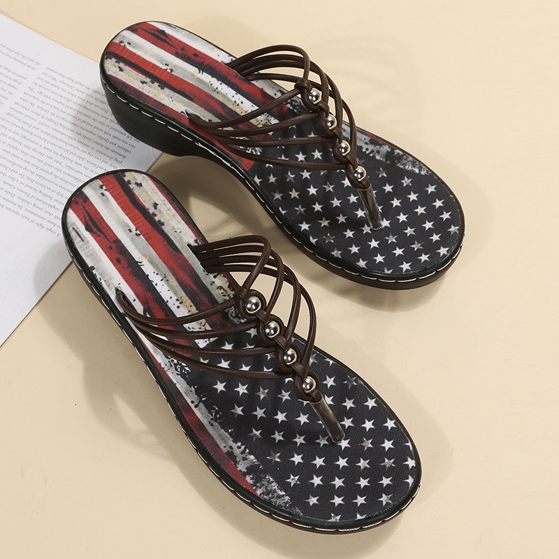 Fashion Slippers Image 7