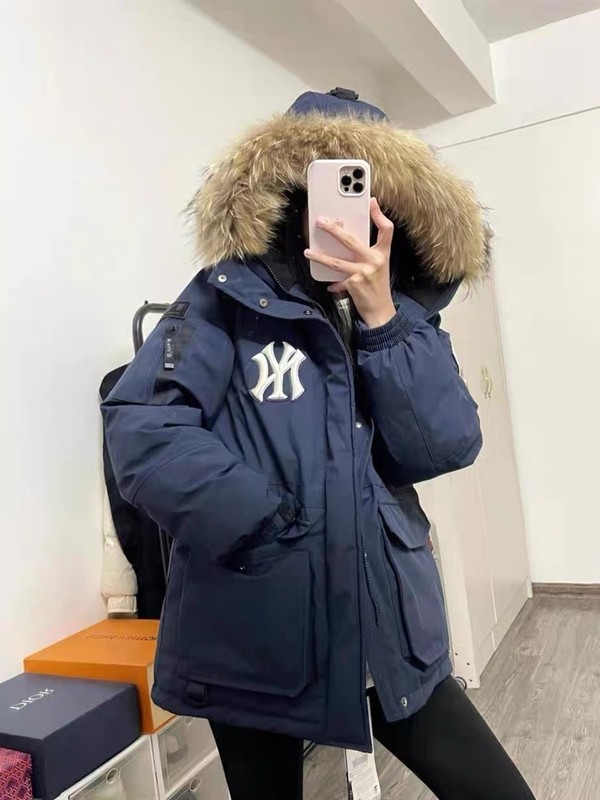 高級MLB男女兼用カジュアル多用途フード付き冬用ダウンジャケット、大きなファー襟付きカップル向けミドル丈厚手|undefined