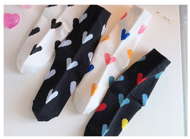 Women's Gender Casual, Simple Style Style Women's Casual Simple Style Heart Shape Cotton Crew Socks A Pair
