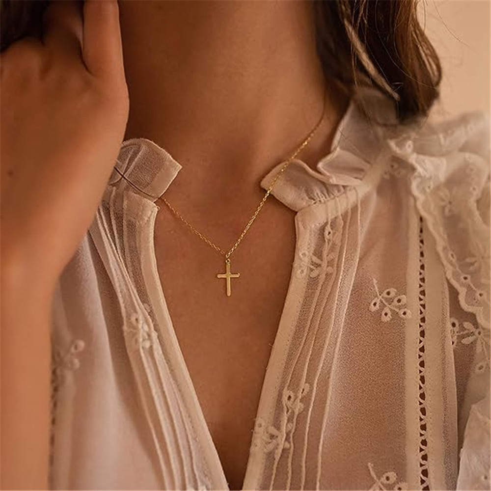 3g Weight Pendant Necklace Classification 1 Piece Quantity Daily Occasion 925 Sterling Silver Material Cross Pattern Women's Gender Plating Design Simple Style Style 925 Sterling Silver Plating Cross Pendant Necklace 1