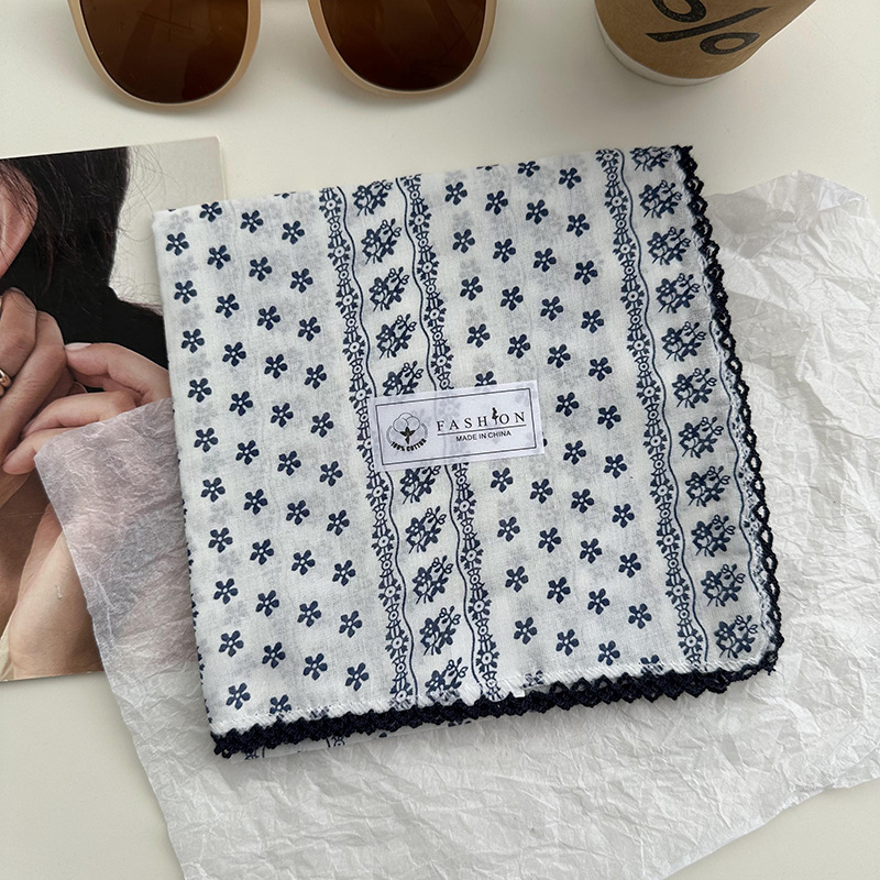 Pequeña flor blanca