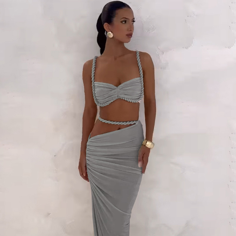 Completo due pezzi donna top schiena scoperta e gonna aderente_voghion.com