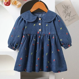 童连衣裙;童套装;童卫衣
