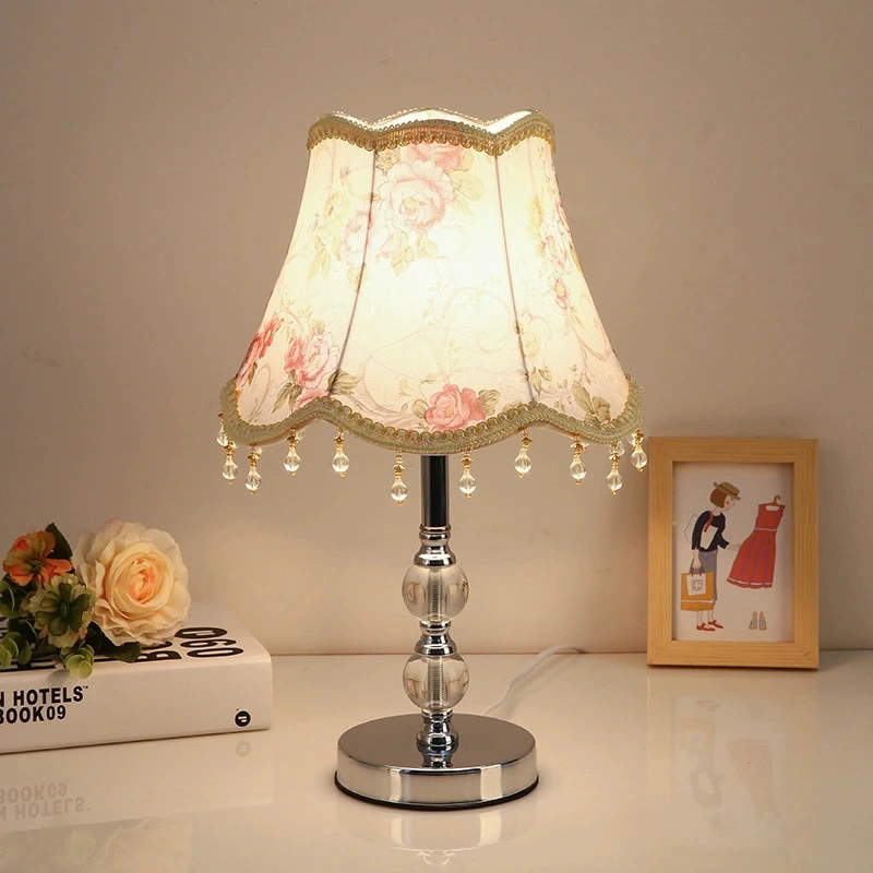 Creative table lamp for bed, energy-saving modern and minimalistic night light for breastfeeding, remote control
