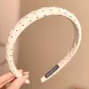 White stripe dots