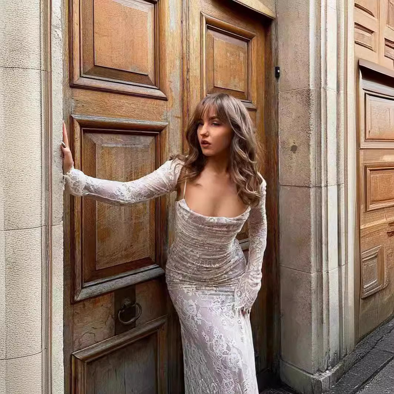 Foreign trade popular lace dress high-grade retro cream white dress European and American mesh slim-fit sexy women's clothing Foreign trade popular lace dress high-grade retro cream white dress European and American mesh slim-fit sexy women's clothing