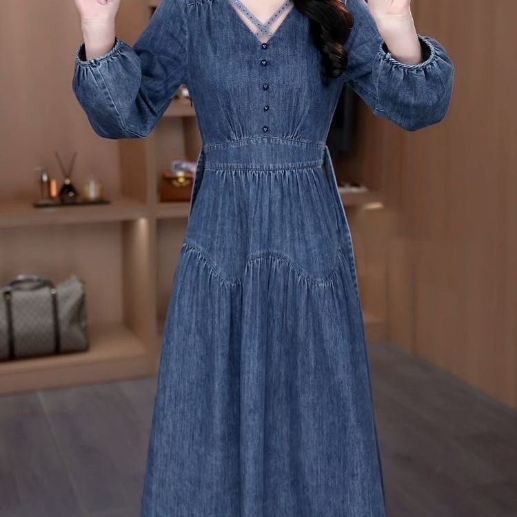 牛仔连衣裙2025新款女春秋爆款气质九分袖轻奢高级感显瘦遮肉裙子|undefined