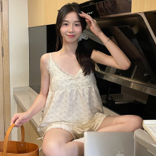 �Ҿӷ������̿�Ůʿ�黨���ļ�ins��Ů�����ɰ�V�챳�Ĵ��ص�˯��