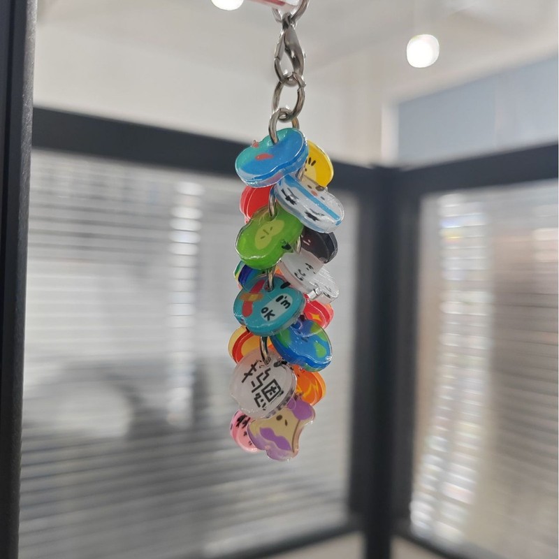 ドーパミンアップルアクリル新しいかわいいボタンカラー特殊形状 DIY ペンダント携帯電話チェーンアクセサリー友人へのギフト|undefined
