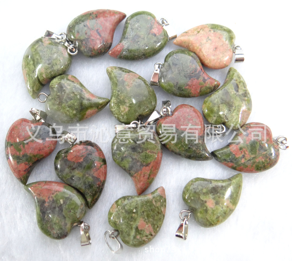 Venta caliente en forma de corazón colgante natural cristal Rosa ágata piedra torcida corazón colgante melocotón corazón collar accesorios Diy