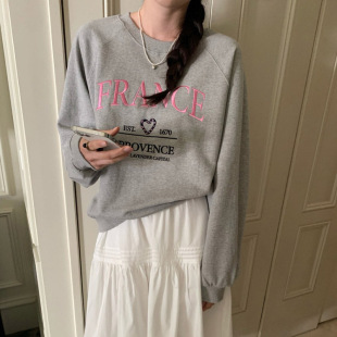 Korean French Lettering Heart Embroidery Jacquard Round Neck Versatile Long-Sleeve Sweatshirt Top for Women Casual and Simple
