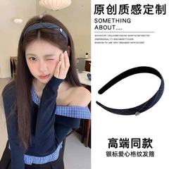 韩系格纹爱心发箍女款学院风百搭外出洗脸头箍高颅顶发卡头饰发捆