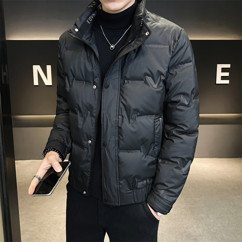 검은색